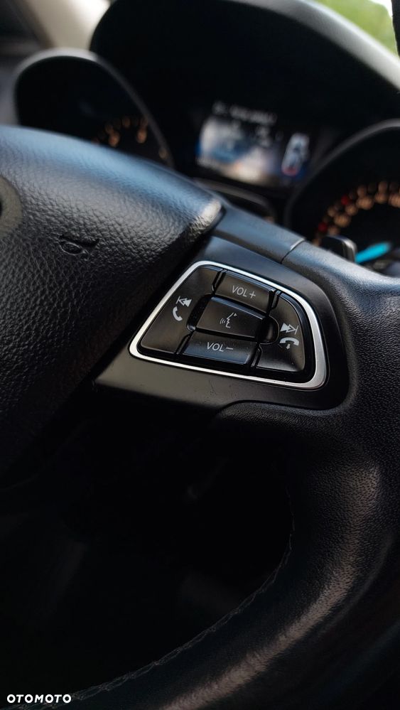 Ford Kuga 2.0 TDCi FWD Edition - 29