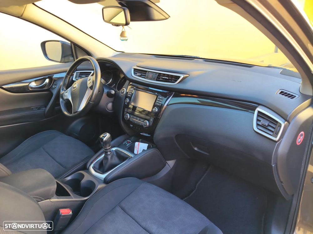 Nissan Qashqai 1.5 dCi Tekna Sport 18 129g - 35