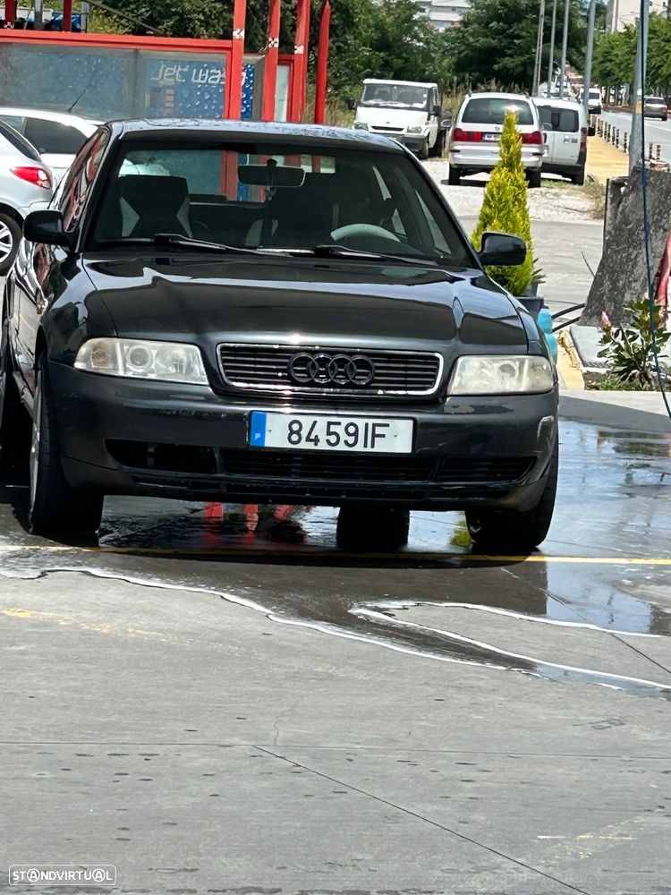 Audi A4 1.6 Ambiente EC - 10