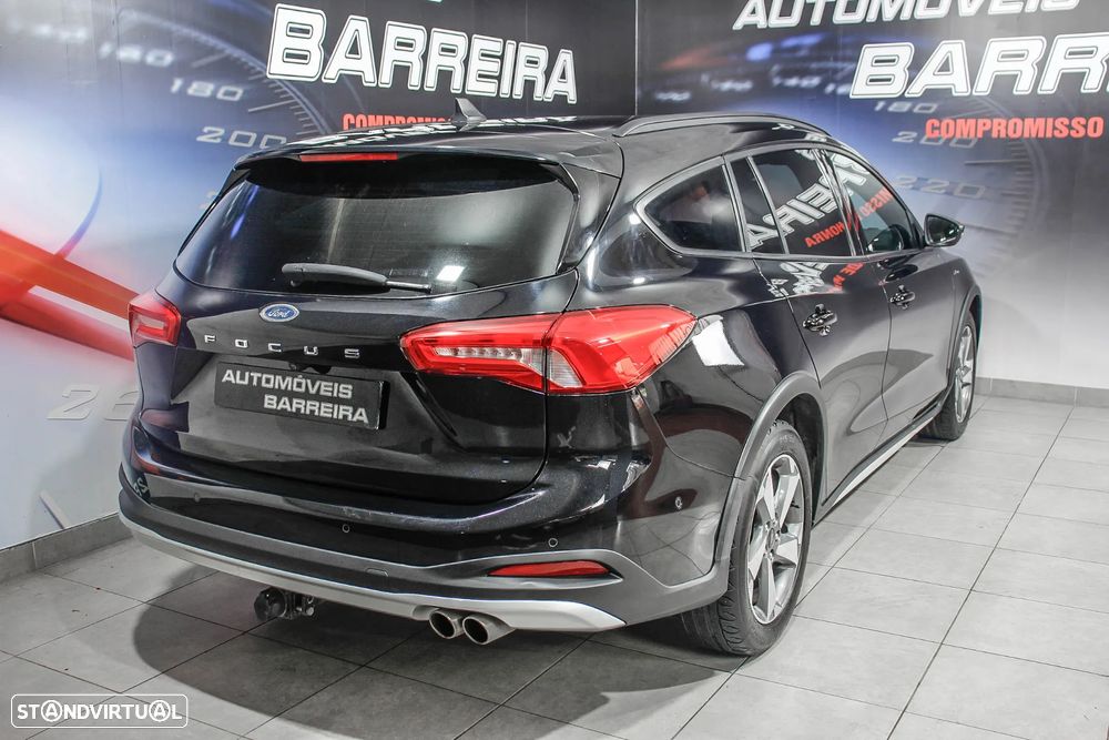 Ford Focus SW 1.5 TDCi EcoBlue Active - 19