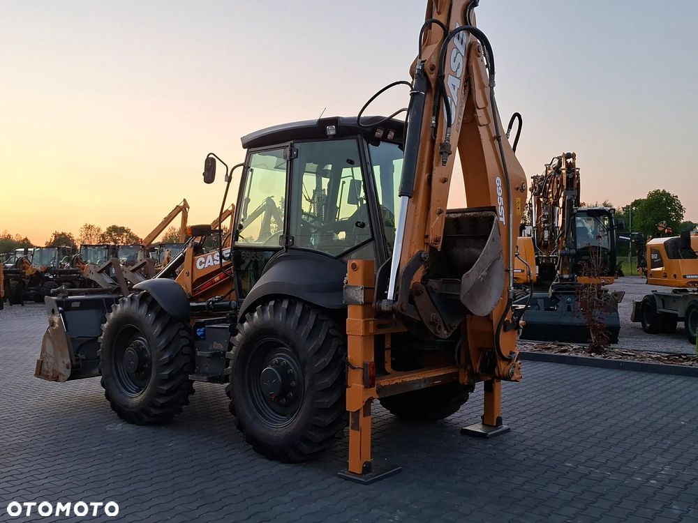 Case 695ST / Rok 2019 / Joystick / Koparko Ładowarka / - 9