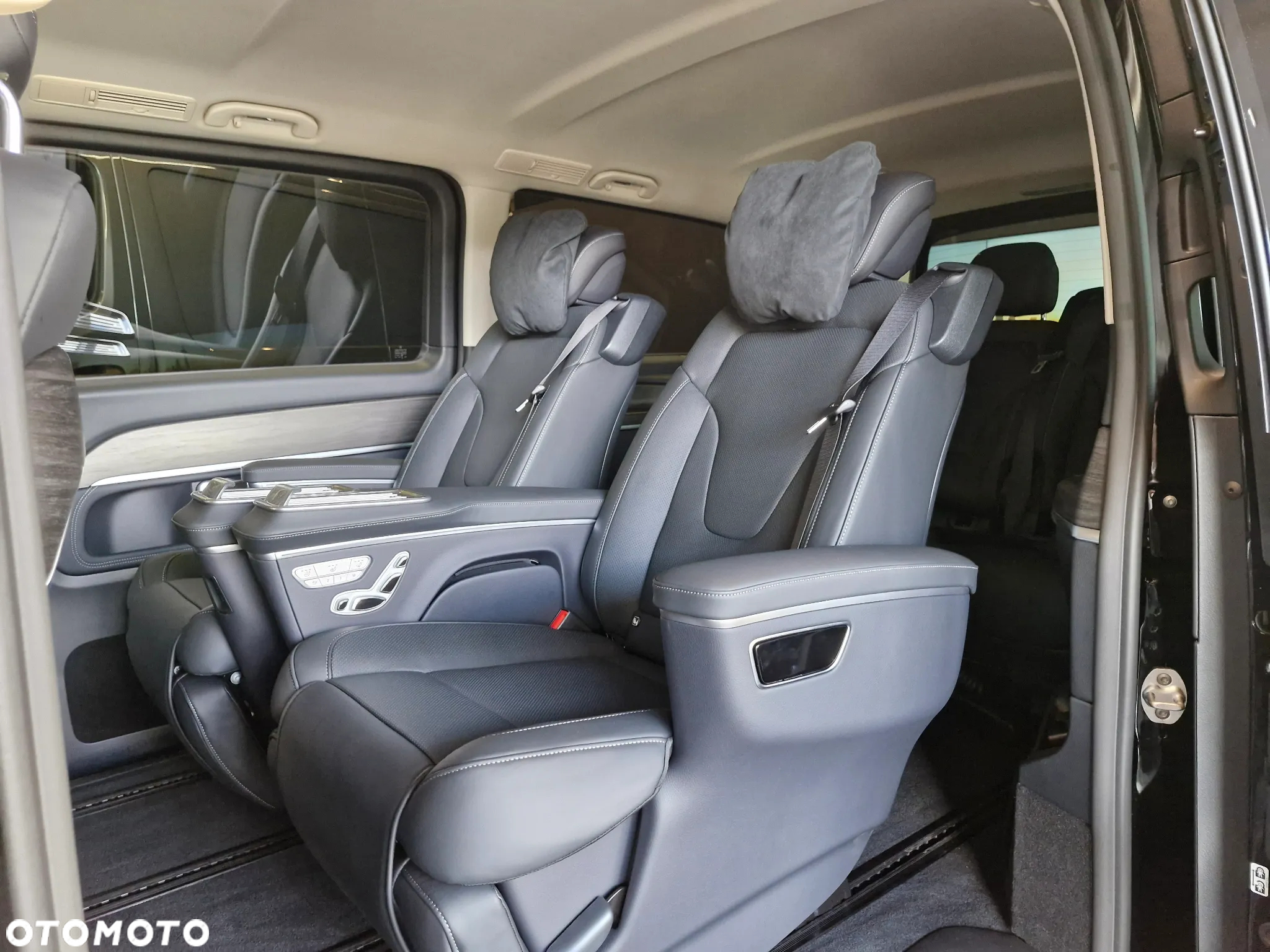 Mercedes-Benz Klasa V 300 d 4-Matic Avantgarde 9G-Tronic (ekstra d³) - 9