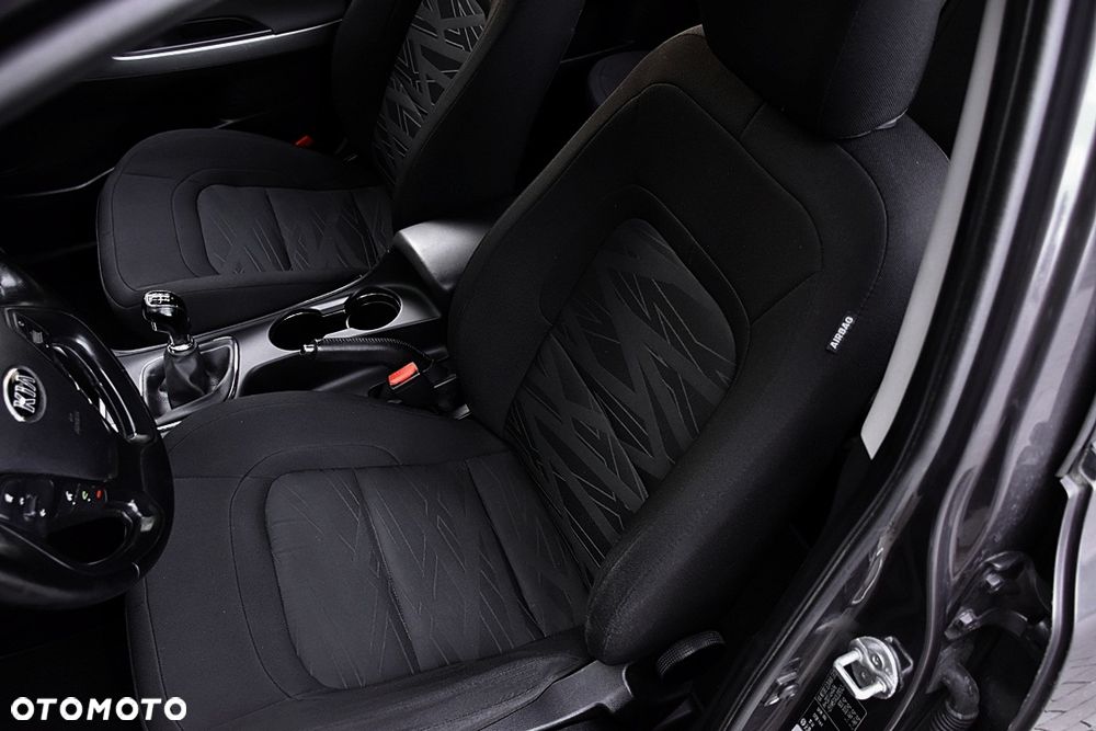 Kia Ceed 1.4 L - 32