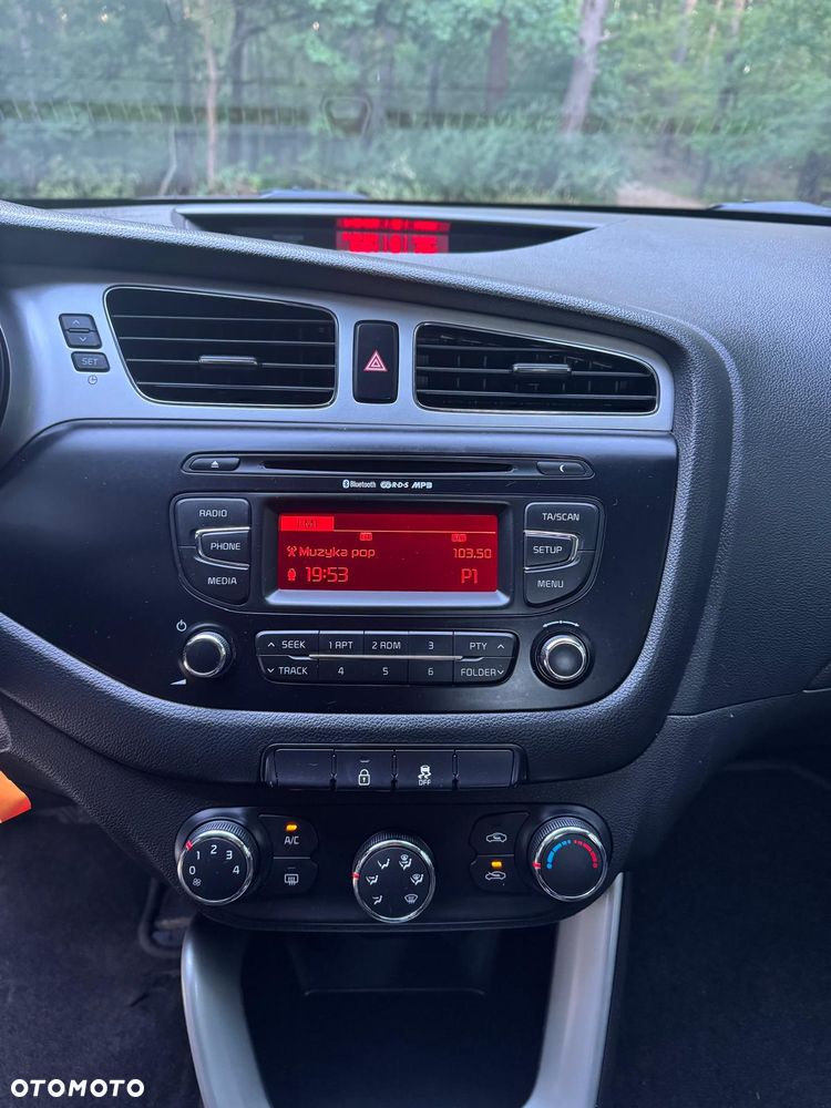 Kia Ceed 1.4 CVVT Attract - 7