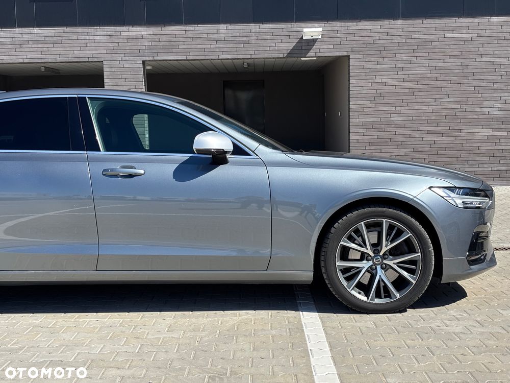 Volvo S90 D5 AWD R-Design - 10