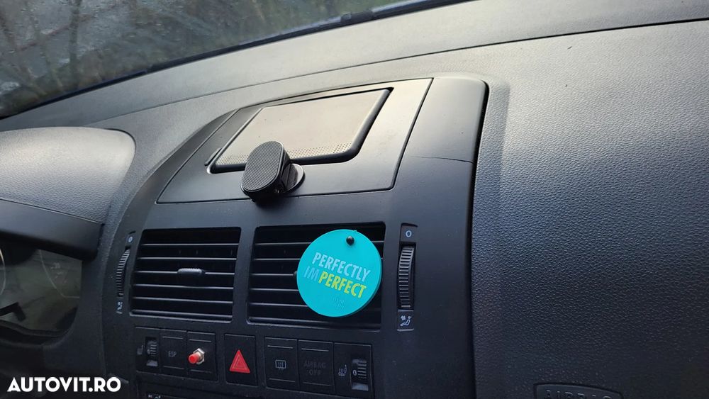 Volkswagen Polo 1.9 TDI GT - 26