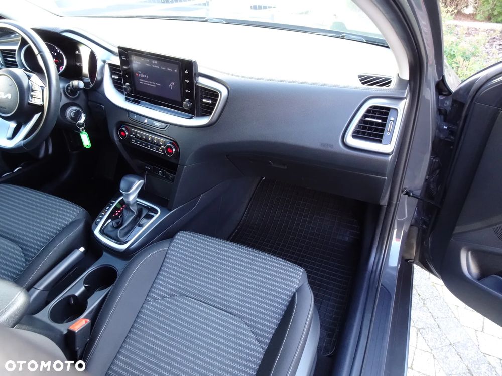 Kia XCeed 1.5 T-GDI M DCT - 16