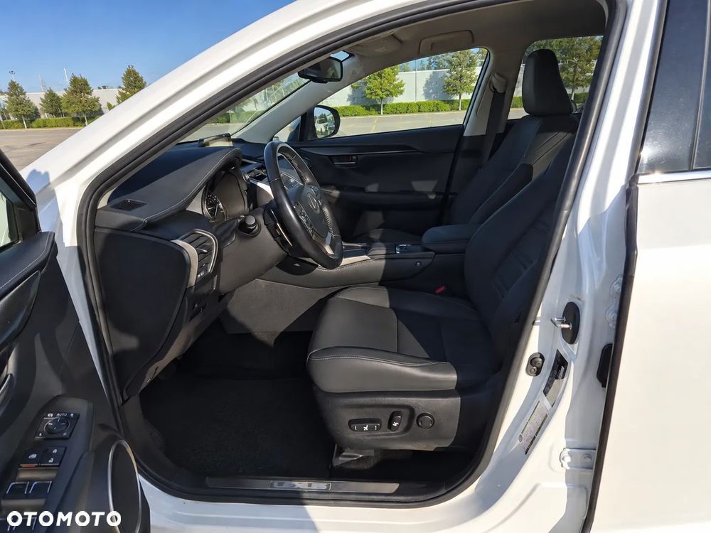 Lexus NX 300 Prestige AWD - 9