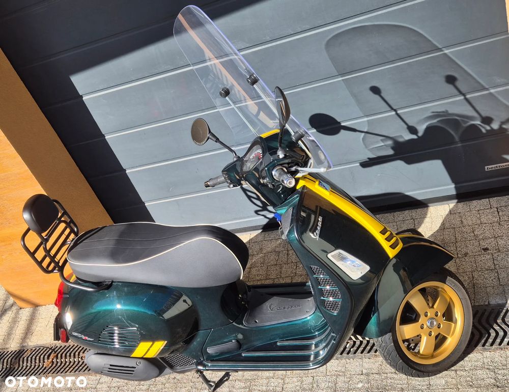 Vespa GTS - 4