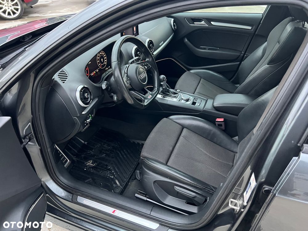 Audi A3 Sportback 2.0 TDI (clean diesel) quattro S tronic S line Sportpaket - 10