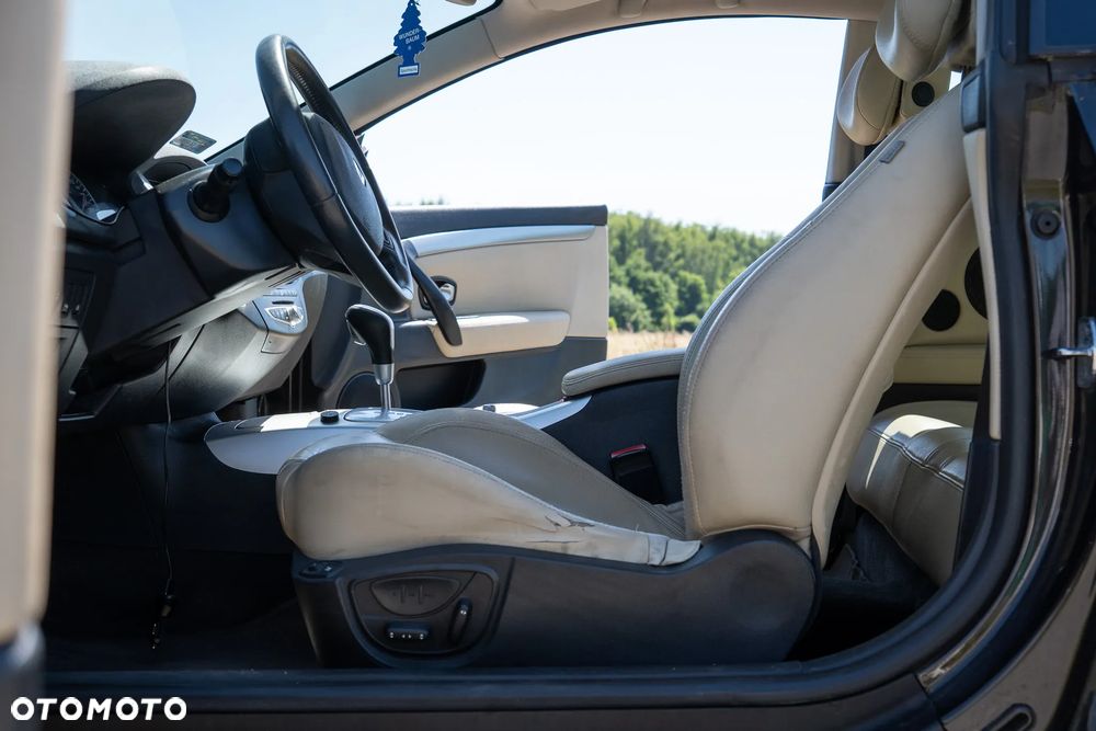 Renault Laguna 2.0 16V Euro5 - 11