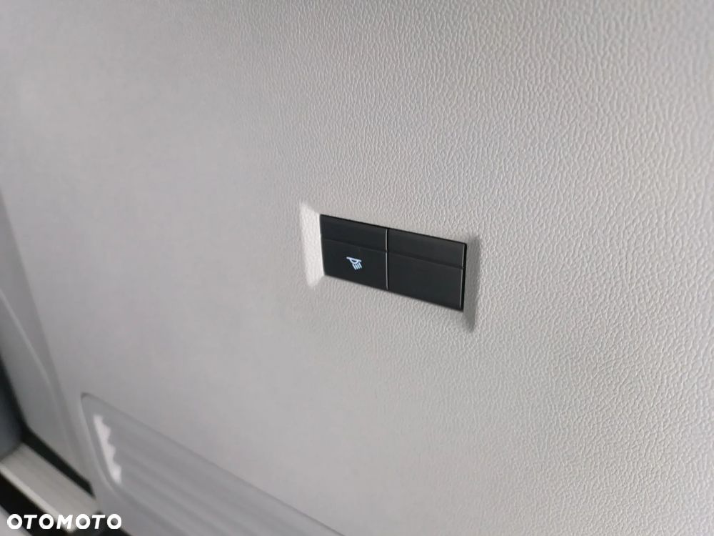 Ford Tourneo Custom 2.5 PHEV CVT 340 L2 Titanium X - 33