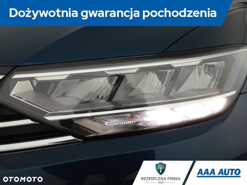 Volkswagen Passat Variant - 21