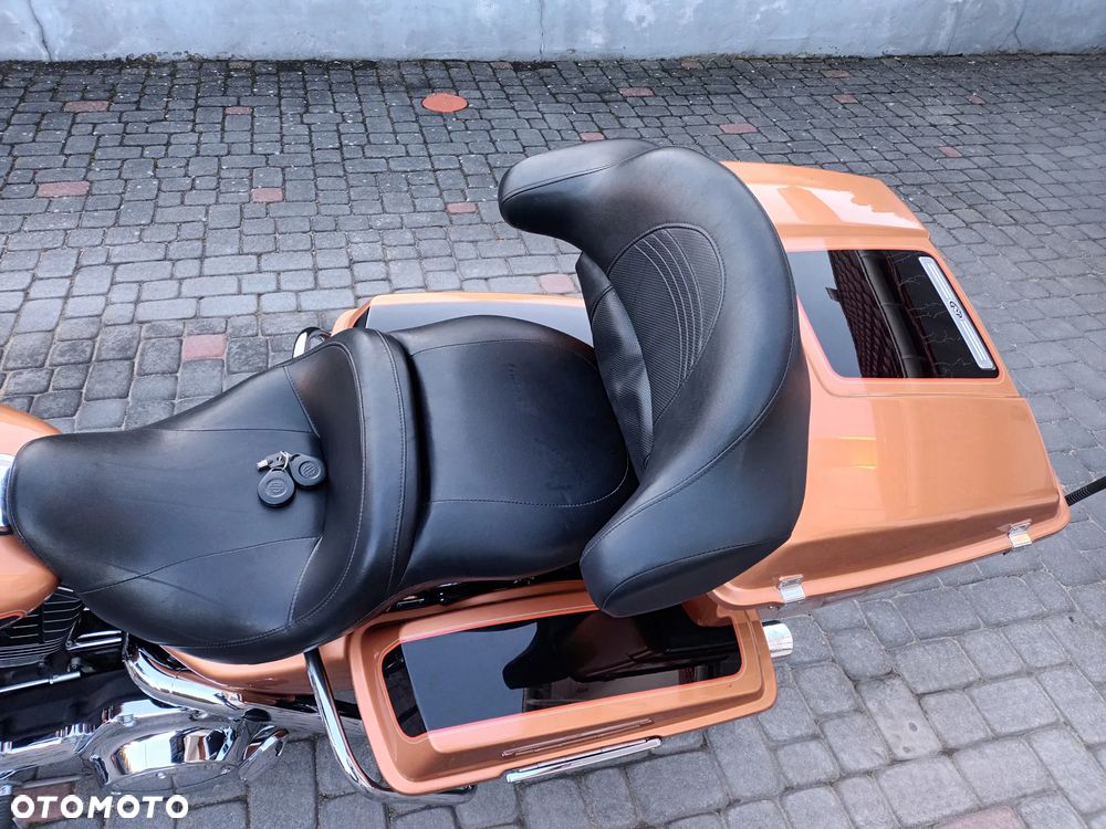 Harley-Davidson Touring Street Glide - 9