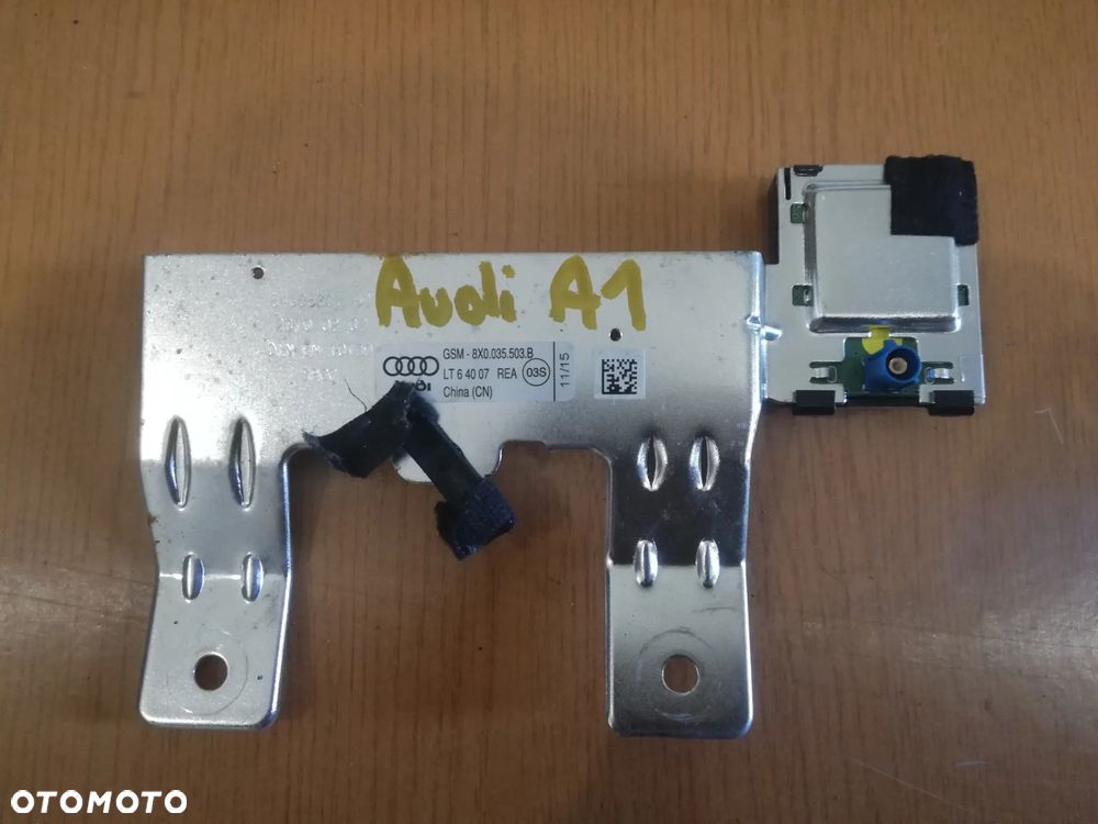 Audi A1 Wzmacniacz Antenowy 8X0035503B - 1