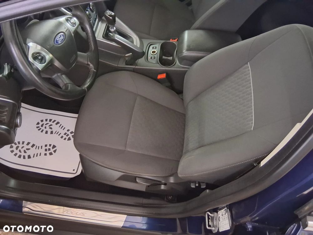 Ford Focus - 26