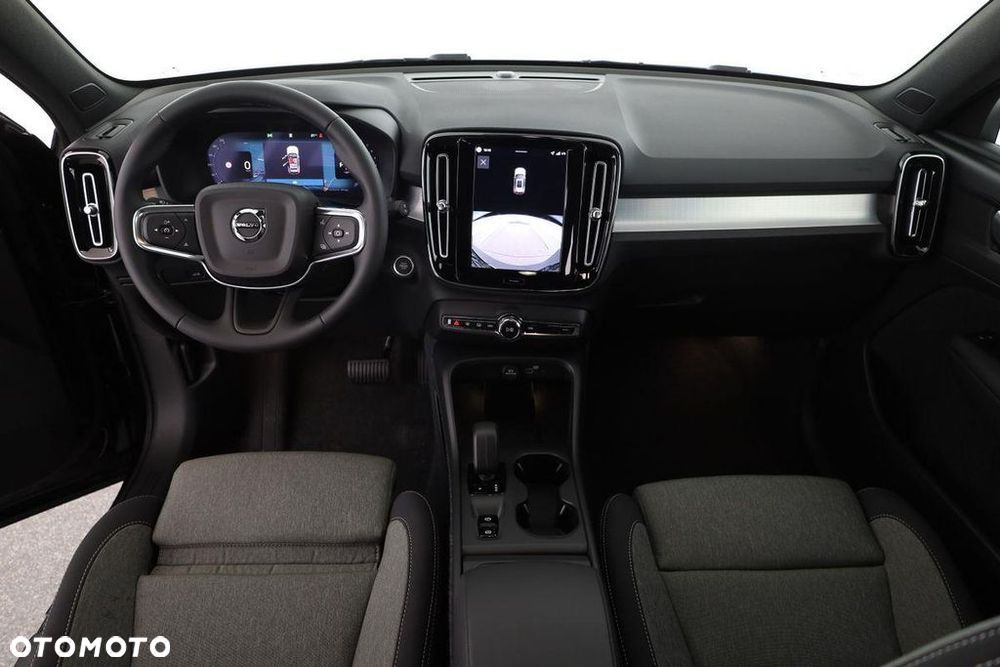 Volvo XC 40 B3 Core - 9