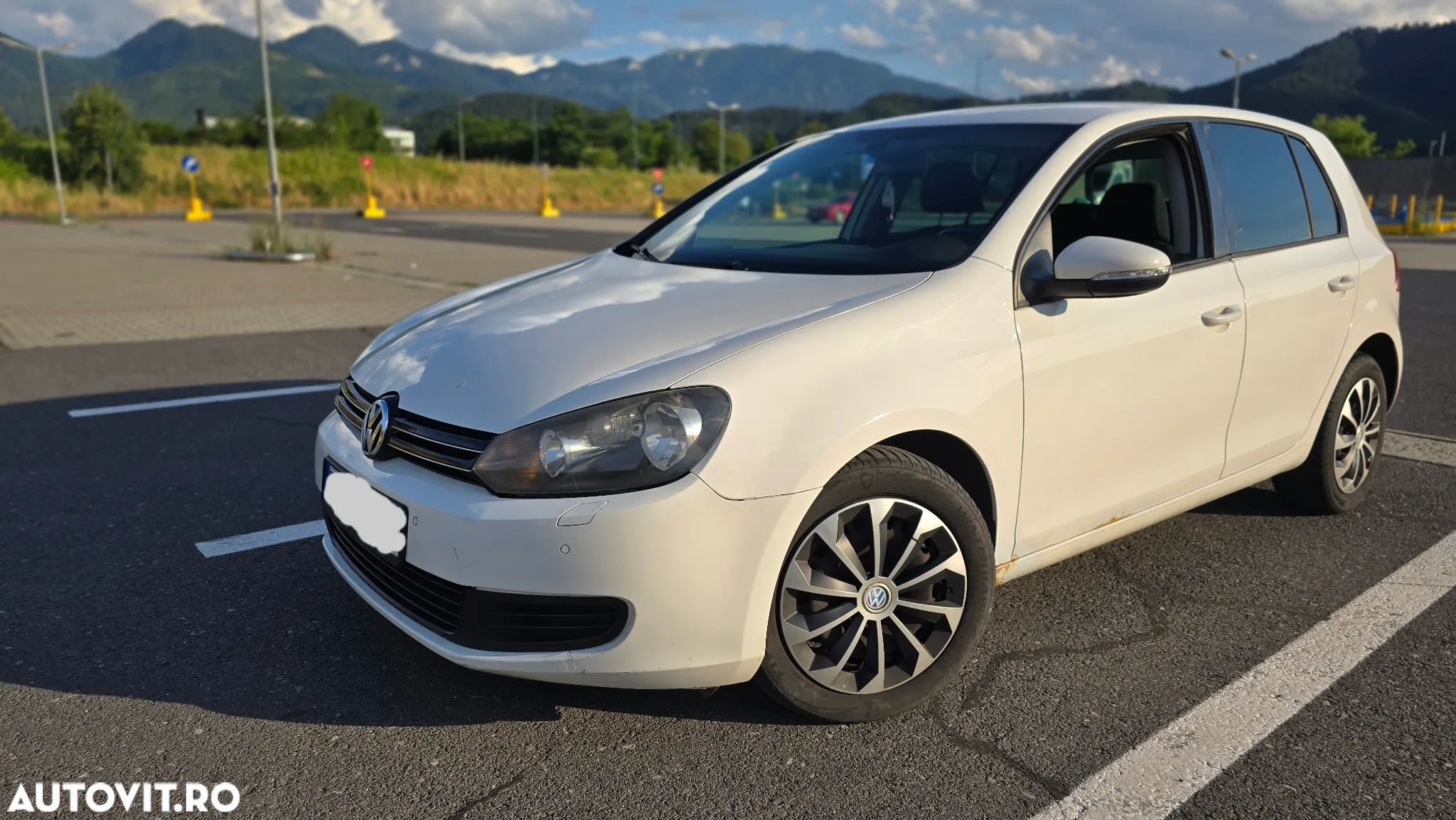 Volkswagen Golf - 5