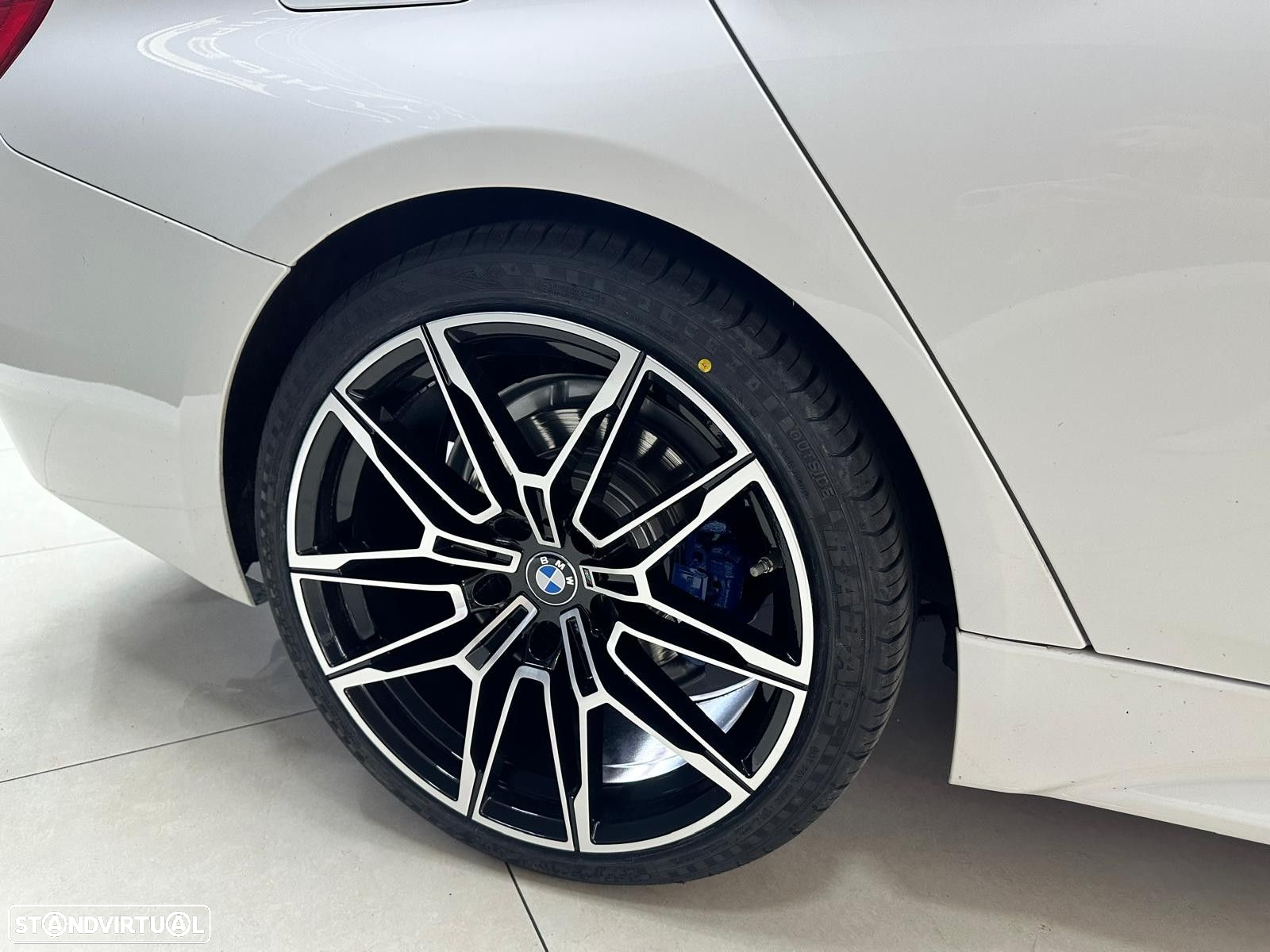 BMW 320 d Auto Pack M - 7