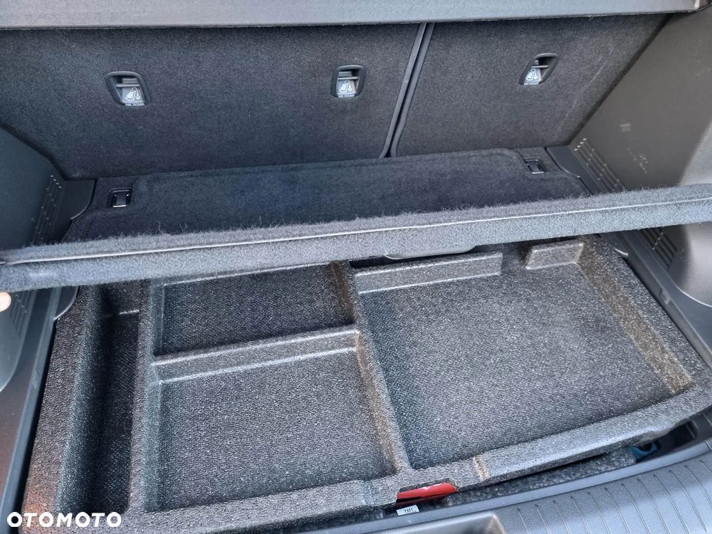 Hyundai Kona 1.6 T-GDI DCT 4WD Unique+ - 17