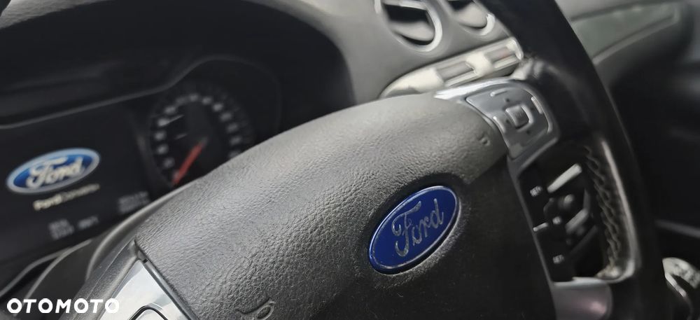 Ford S-Max 2.0 FF Titanium - 12