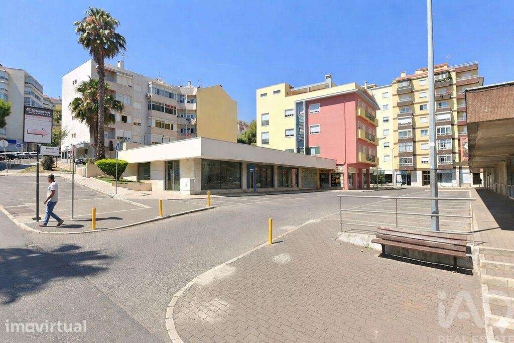 Loja / Estabelecimento Comercial em Póvoa De Santo Adrião E Olival Bas - Grande imagem: 2/11
