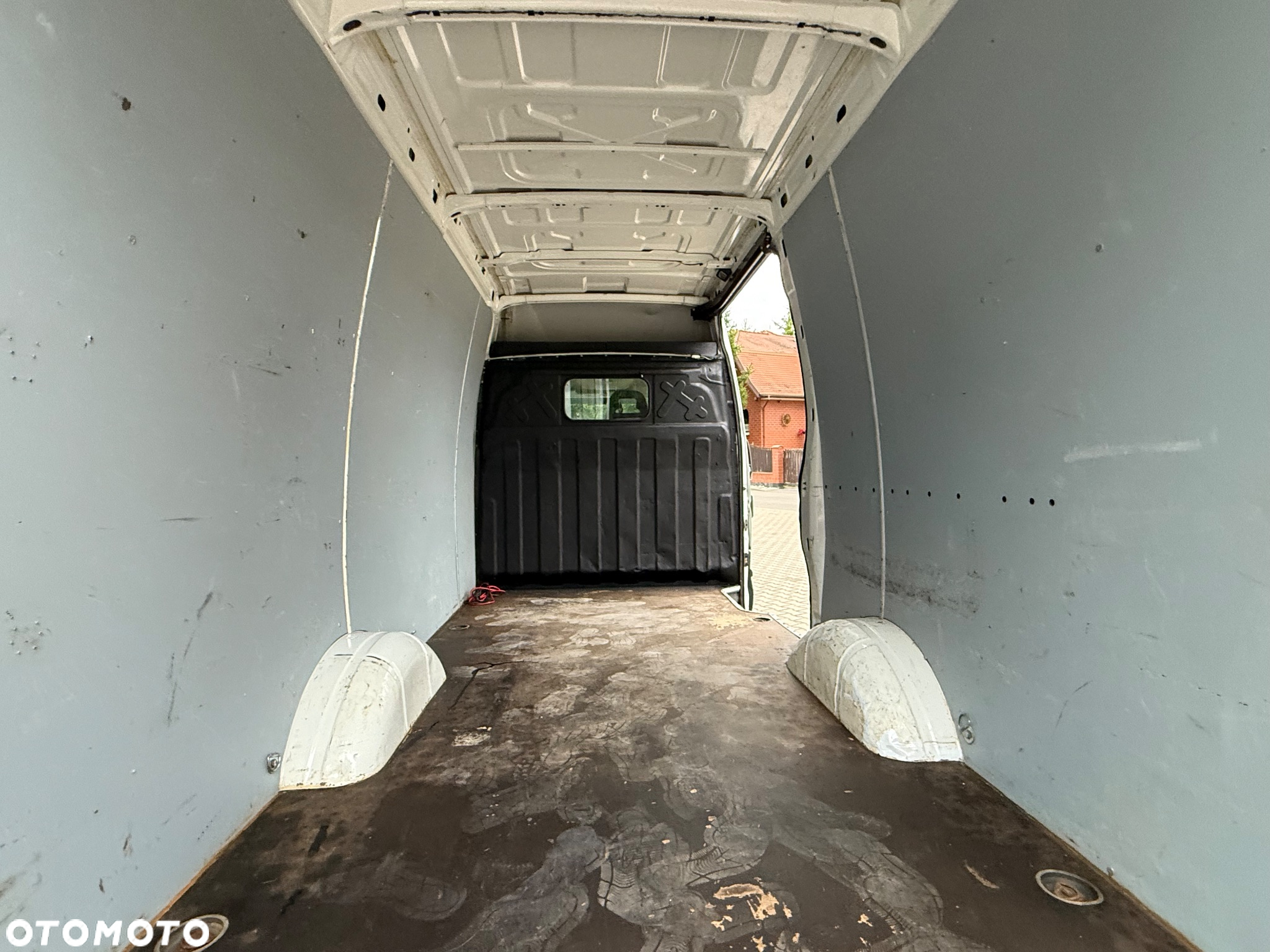 Iveco DAILY 35S - 18
