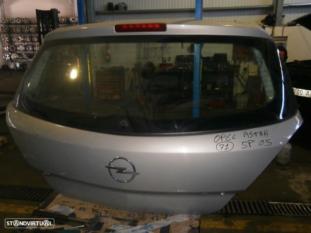 Porta Da Mala REF71 OPEL ASTRA 2005 5P PRETA - 1