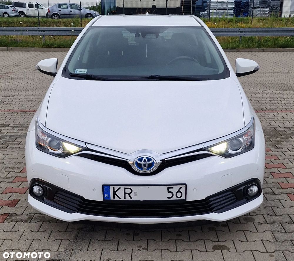 Toyota Auris Hybrid 135 Premium - 4