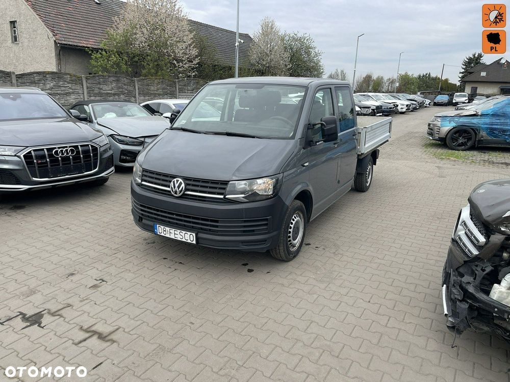 Volkswagen Transporter - 1