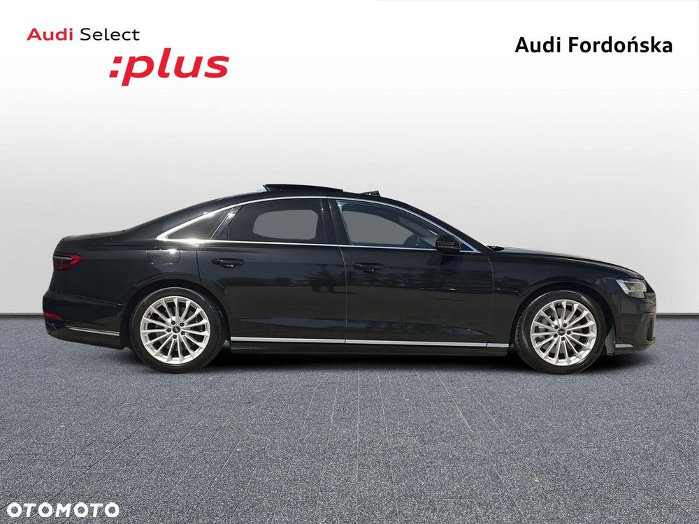 Audi A8 - 7