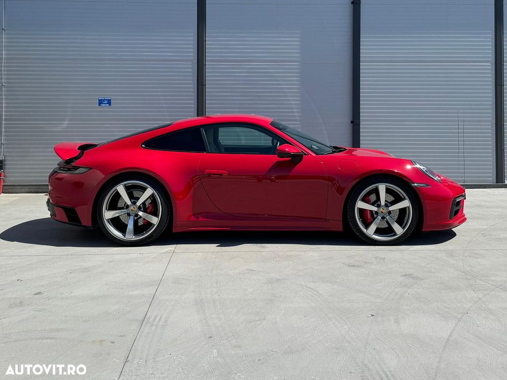 Porsche 911 Carrera 4S PDK - 3