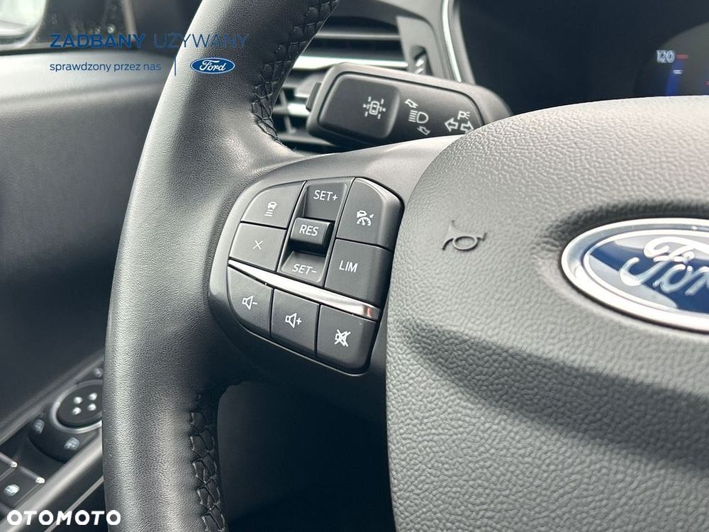 Ford Kuga - 26