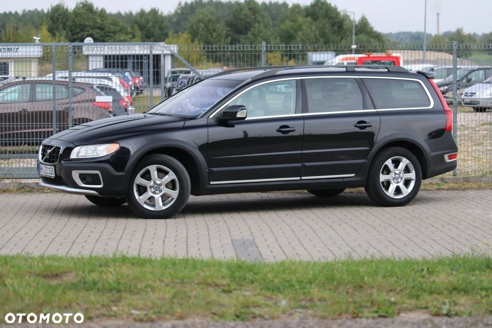 Volvo XC 70 D5 AWD Summum - 8