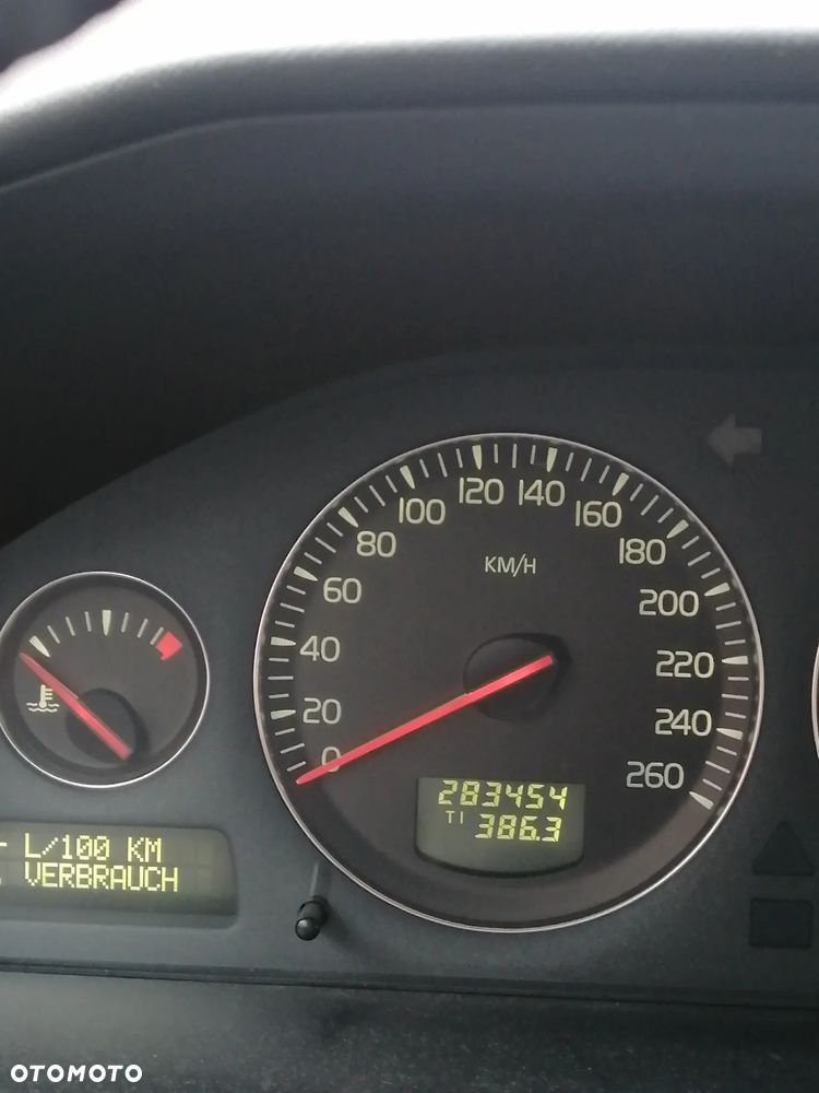 Volvo S60 2.4 - 9