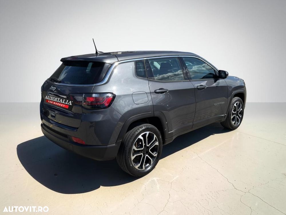Jeep Compass - 11