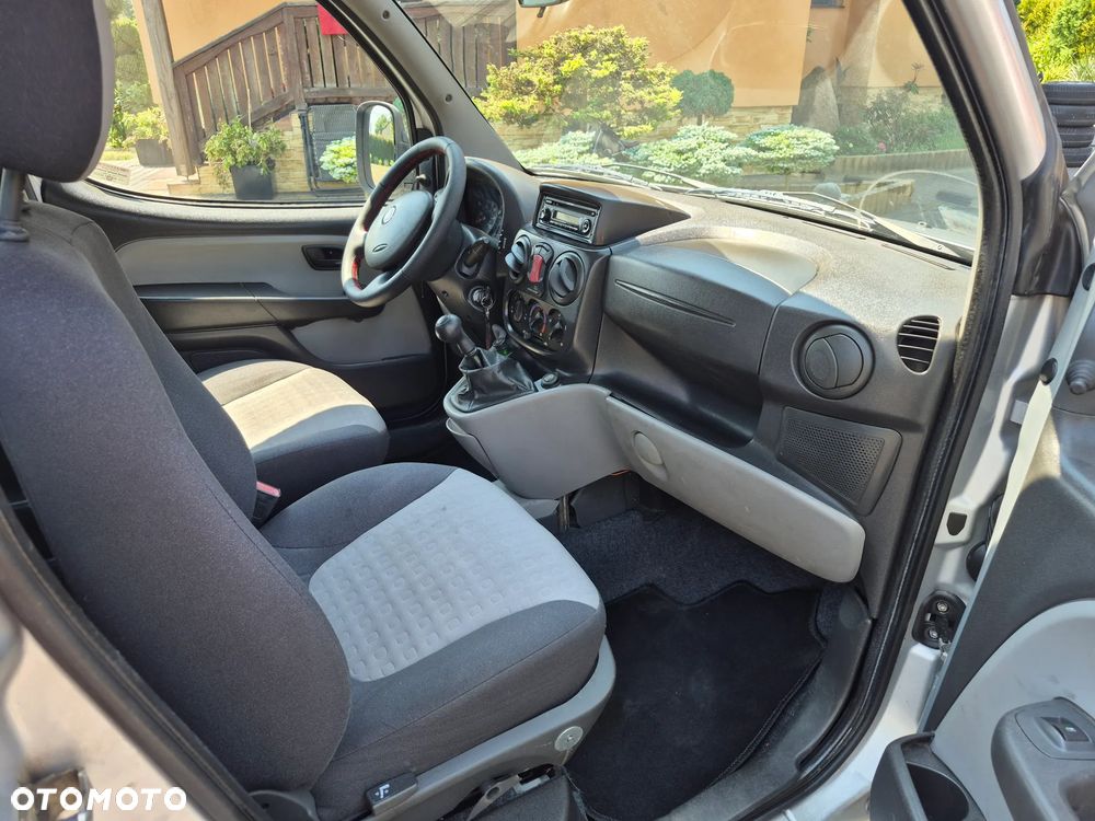 Fiat Doblo 1.9 JTD Dynamic - 10