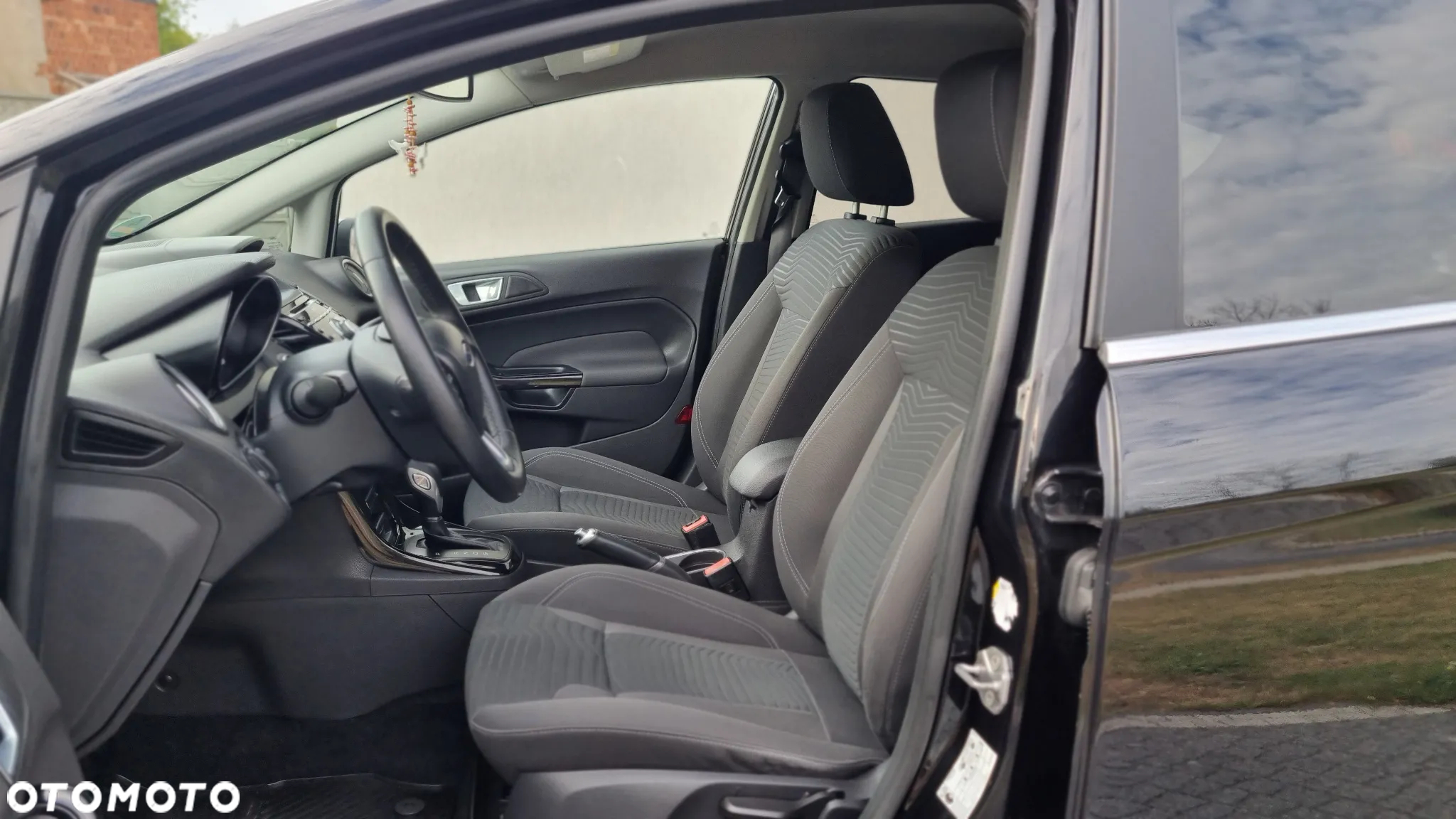 Ford Fiesta - 8
