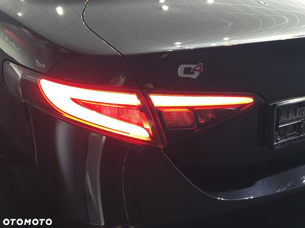 Alfa Romeo Giulia 2.0 Turbo Intensa Q4 - 27