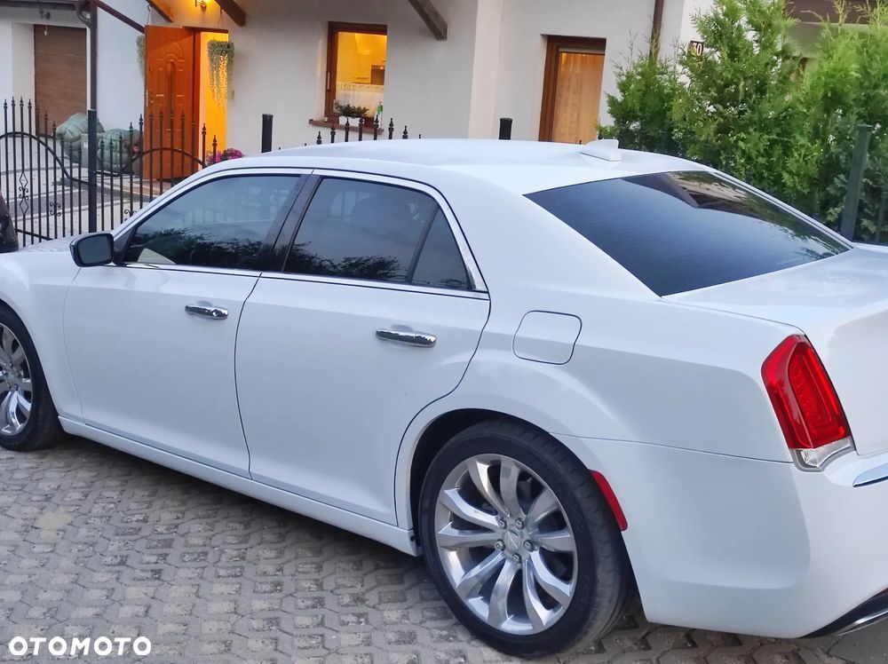 Chrysler 300C - 4