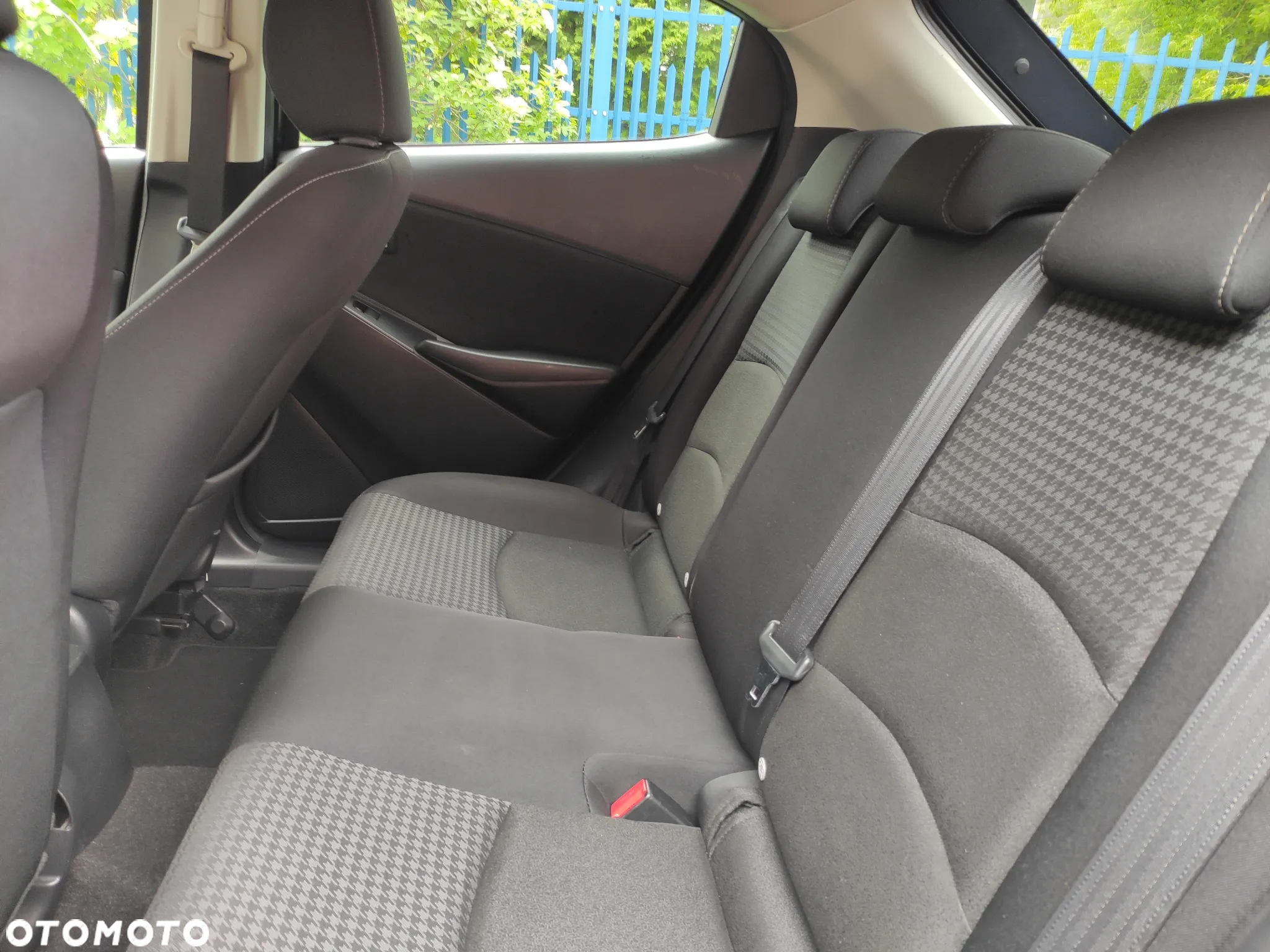 Mazda 2 SKYACTIV-G 90 Center-Line - 22