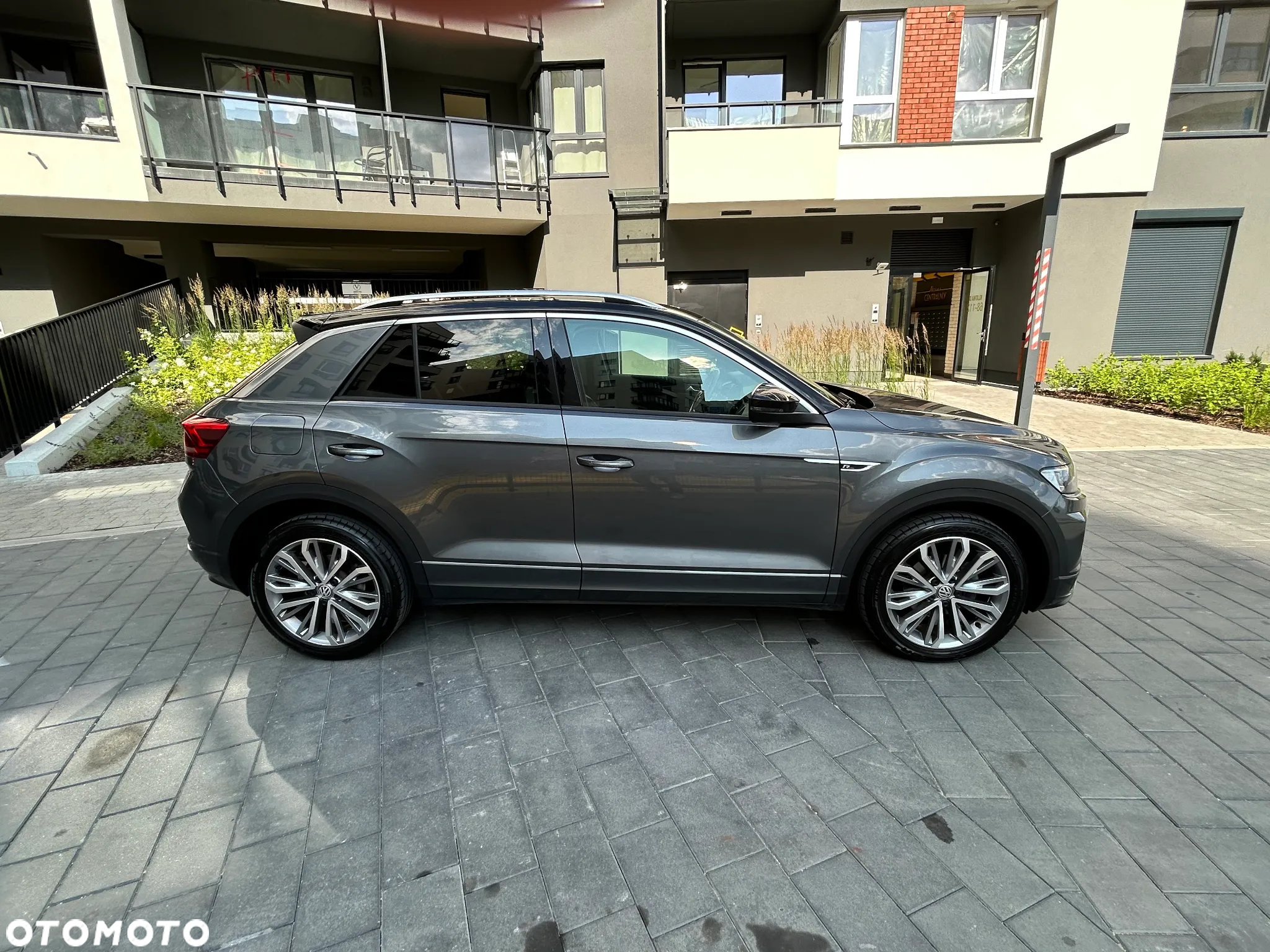 Volkswagen T-Roc 1.5 TSI ACT Premium DSG - 4