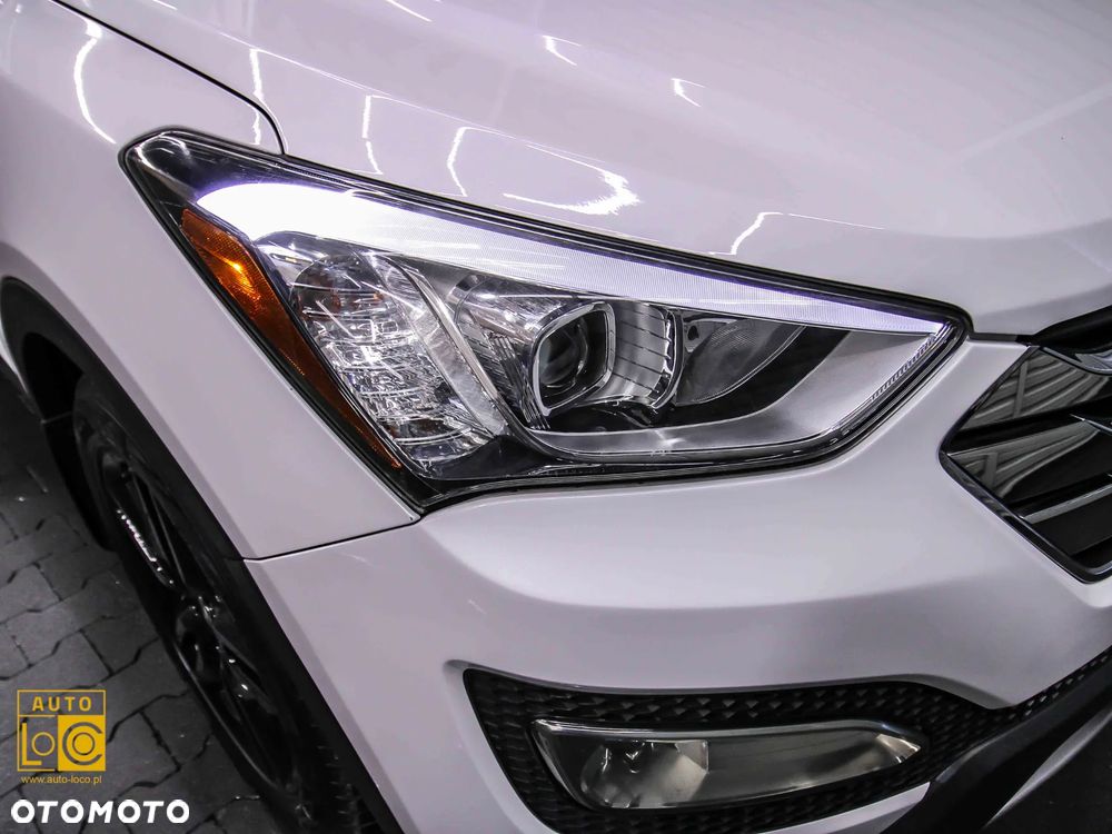 Hyundai Santa Fe 2.0 T Sport Utility - 33