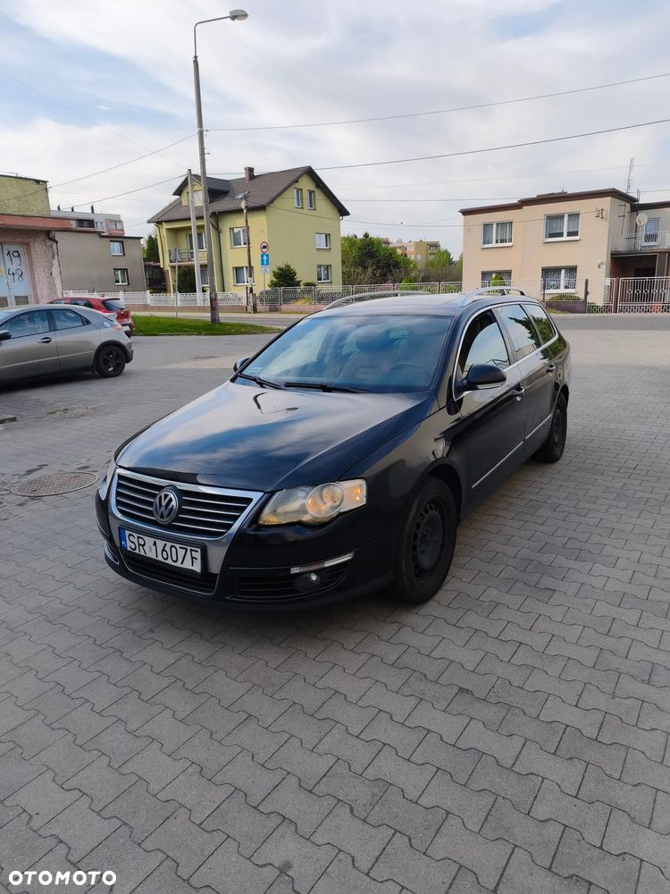 Volkswagen Passat 2.0 TDI DSG Highline - 2