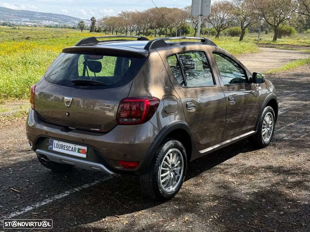 Dacia Sandero 0.9 TCe Stepway - 4