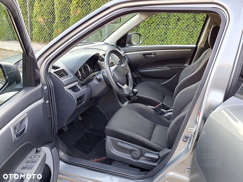 Suzuki Swift 1.2 Premium - 5
