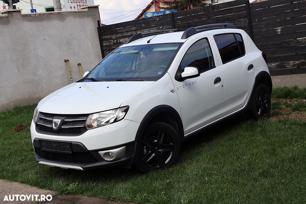 Dacia Sandero Stepway TCe 90 (S&S) Celebration - 4