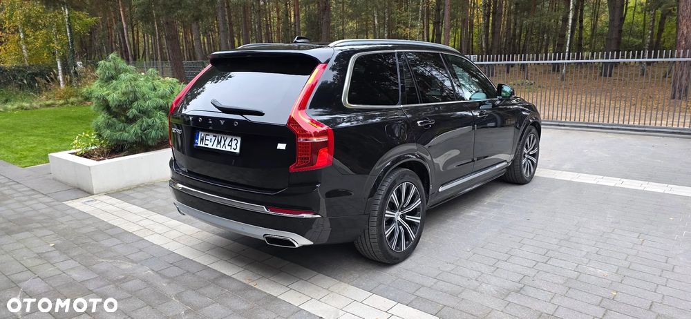 Volvo XC 90 - 9