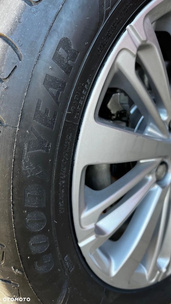 Peugeot 208 PureTech 110 Stop & Start Allure - 9