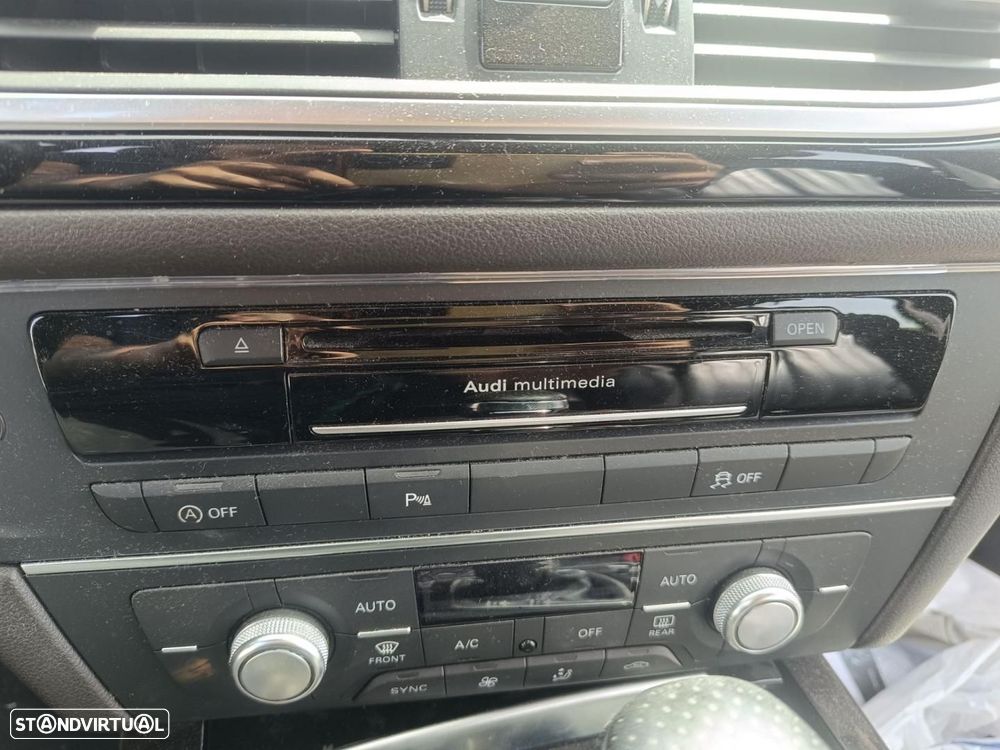 SISTEMA DE ÁUDIO RÁDIO CD AUDI A6 AVANT 4GD - 1